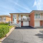 43 Elana Drive, Toronto, ON M3N 2C1