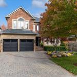 2349 Presquile Drive, Oakville, ON L6H 7P9