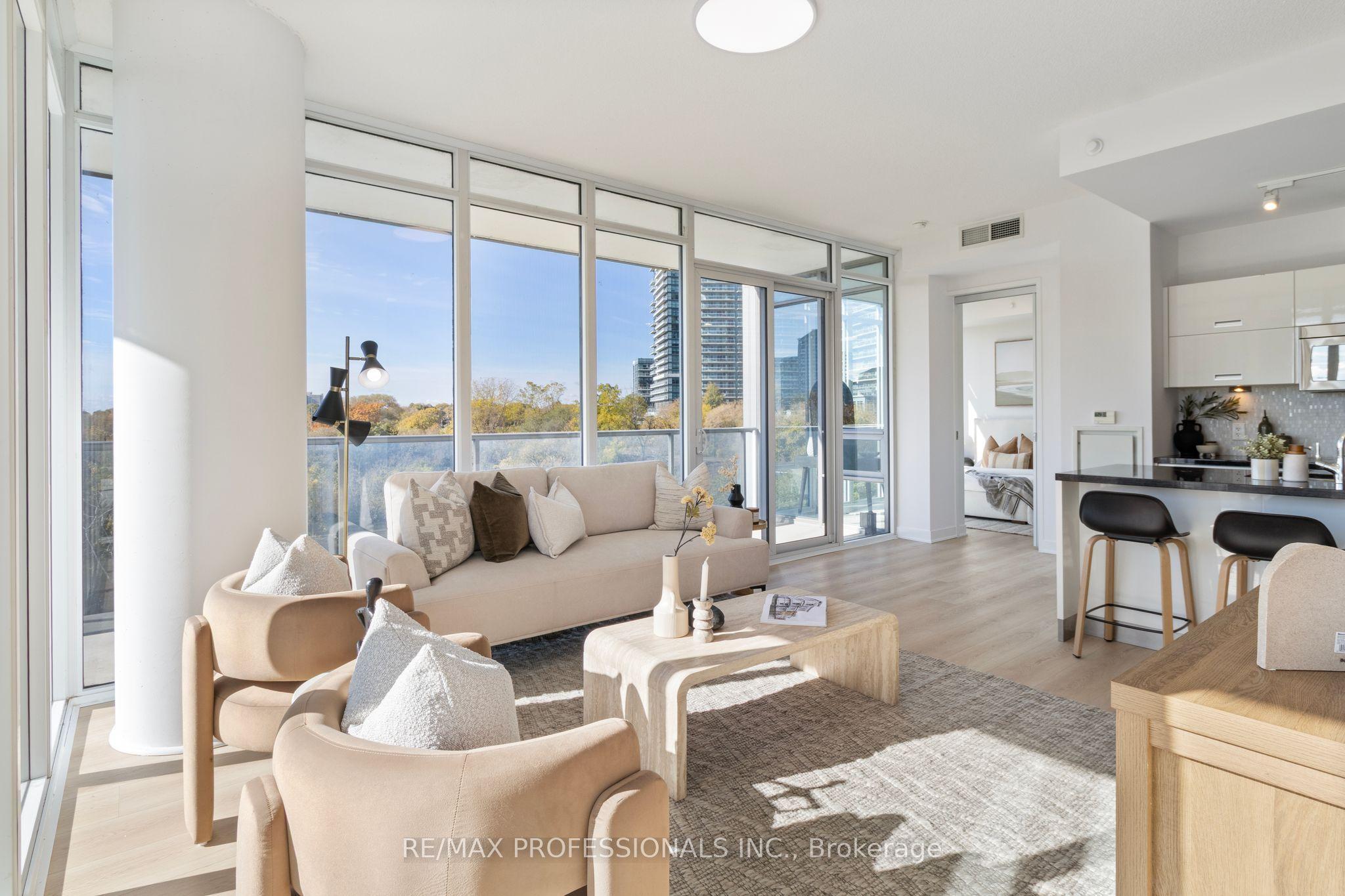 88 Park Lawn Road 505, Toronto, ON M8Y 0B5