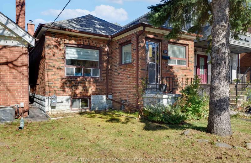 26 Livingstone Avenue, Toronto, ON M6E 2L8