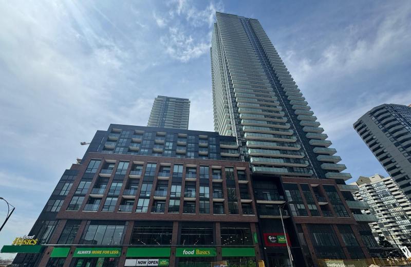 430 Square One Drive 2202, Mississauga, ON L5B 0L6