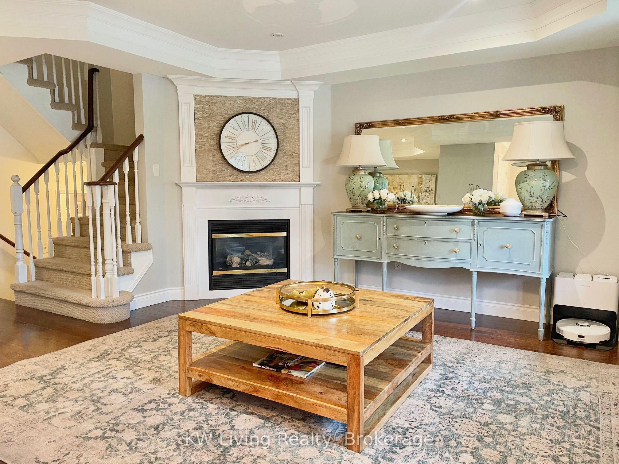 87 Glenashton Drive, Oakville, ON L6H 7A1