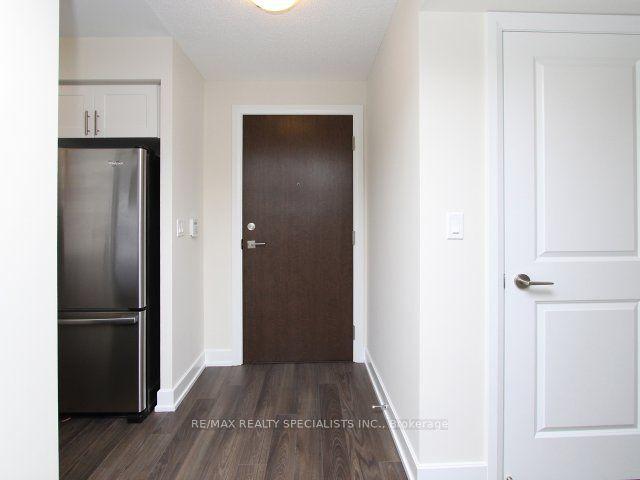6 Eva Road 707, Toronto, ON M9C 0B1