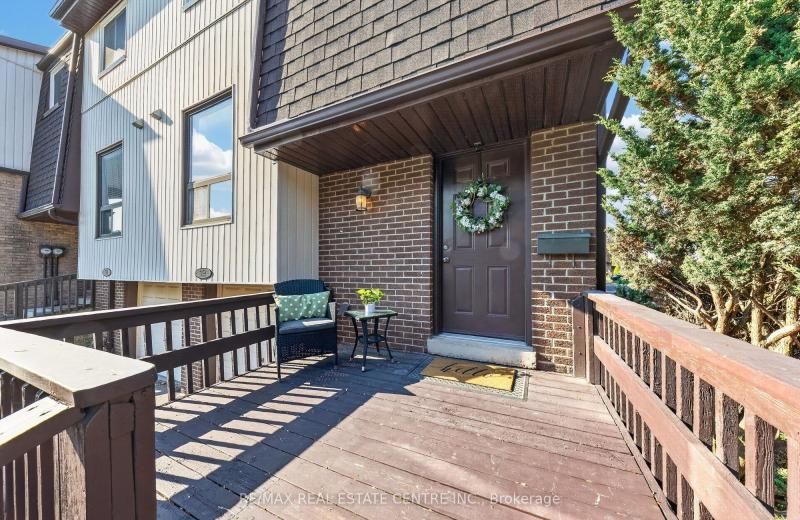 481 Pitfield Road 19, Milton, ON L9T 3J5