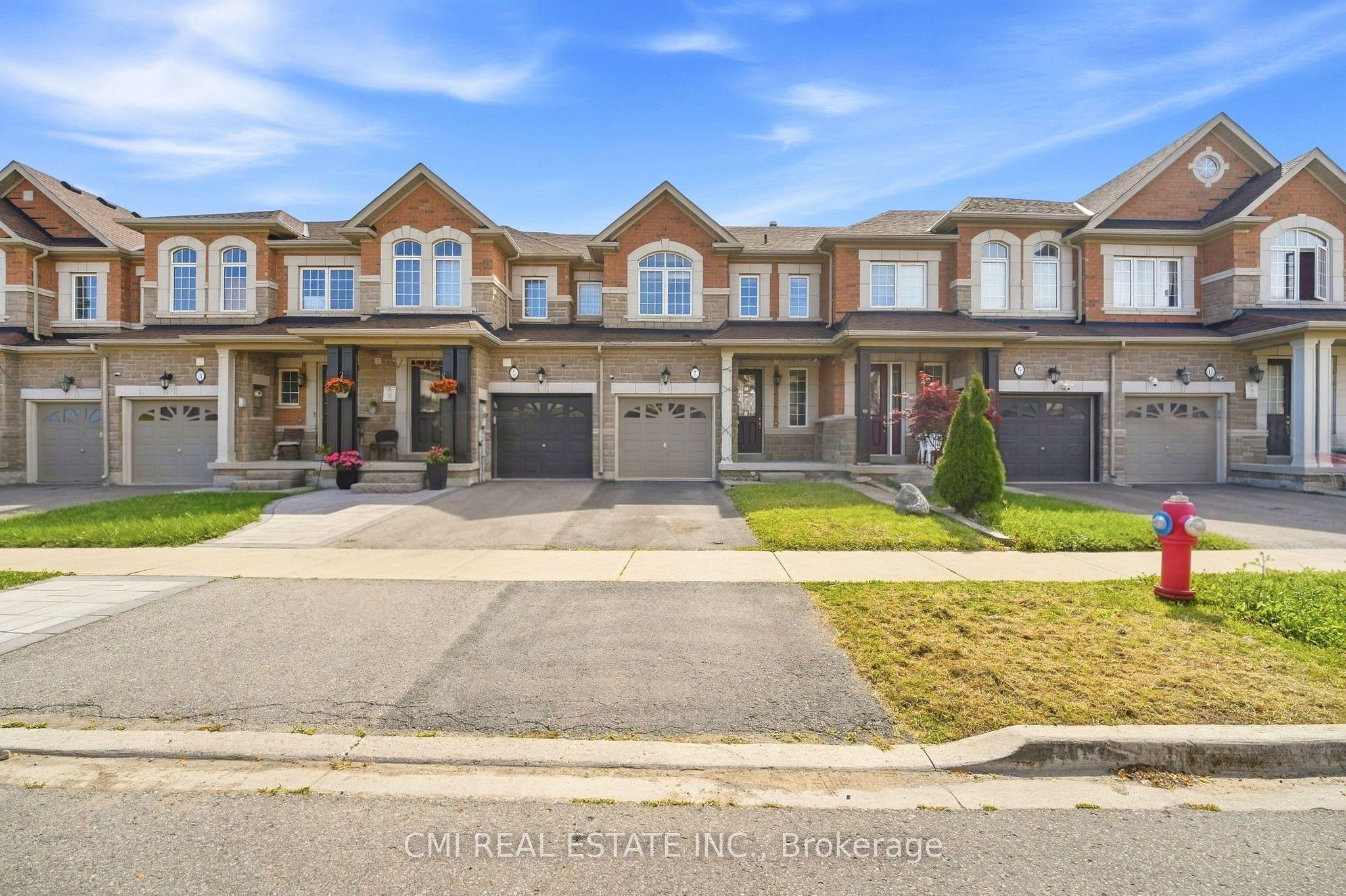 7 Dufay Road, Brampton, ON L7A 4A1