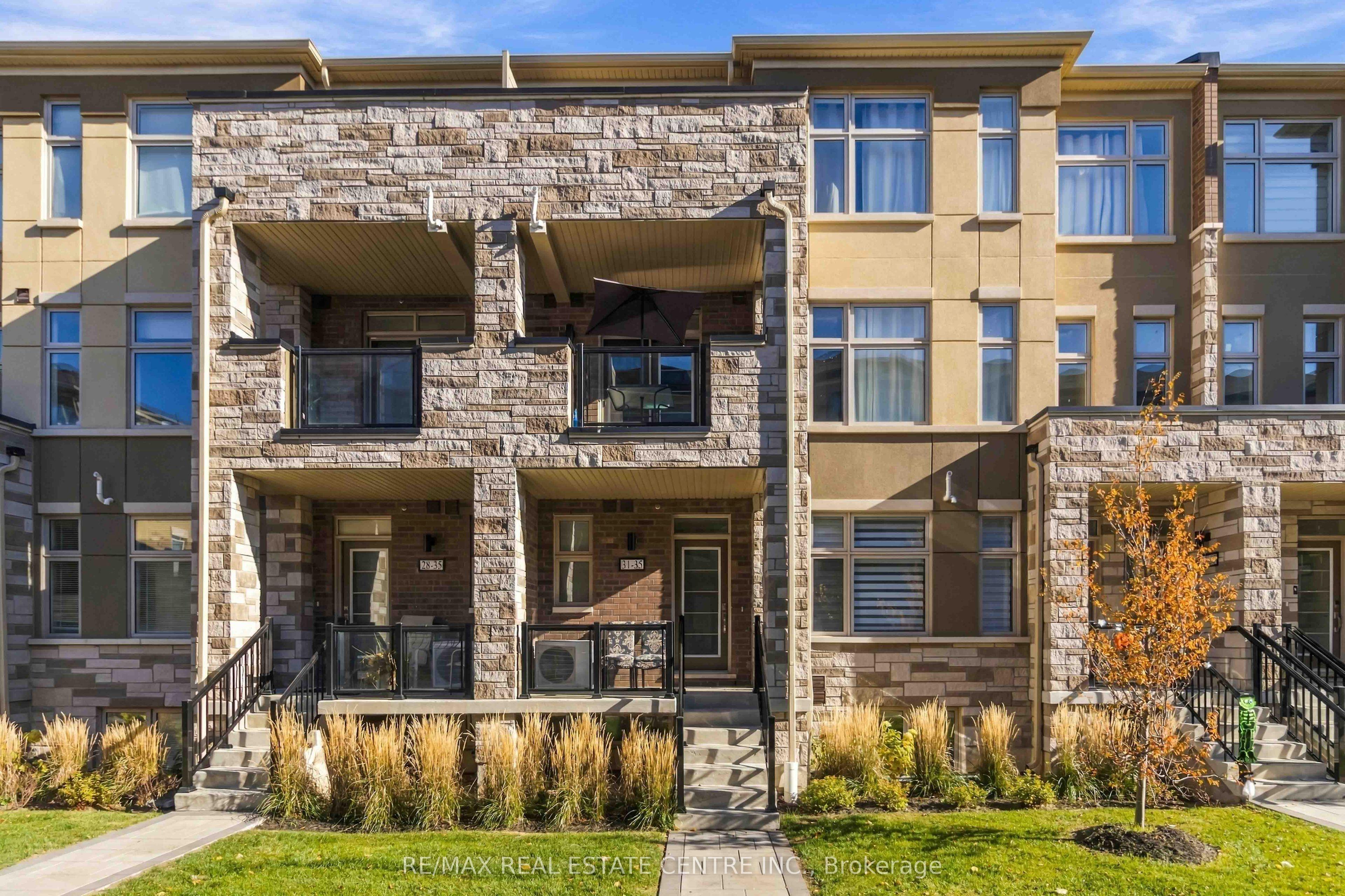 35 Fieldridge Crescent Unit Crescent 31, Brampton, ON L6R 4G6
