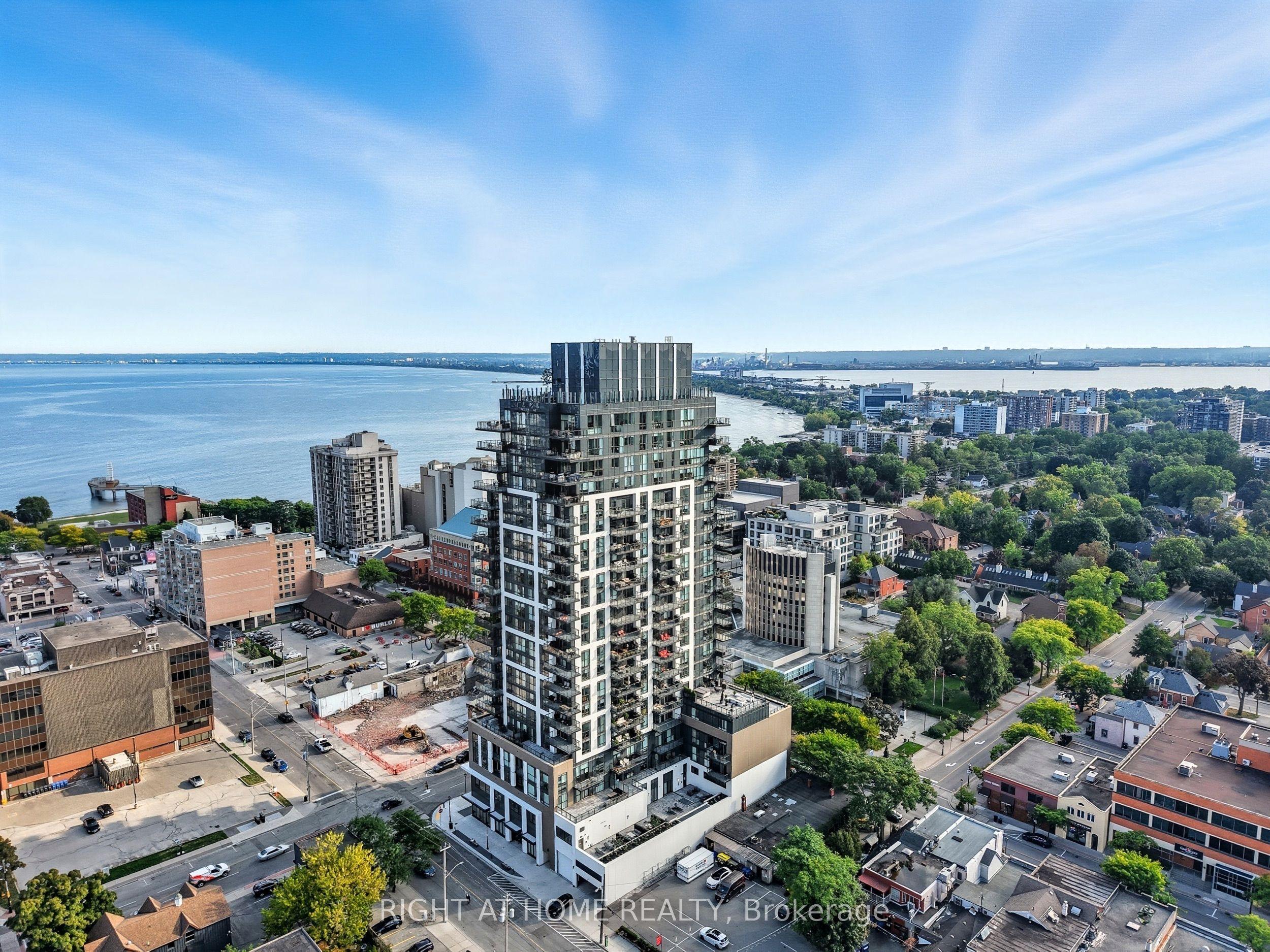 2007 James Street 2002, Burlington, ON L7R 0G7
