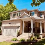 831 Tenth Street, Mississauga, ON L5E 1S7