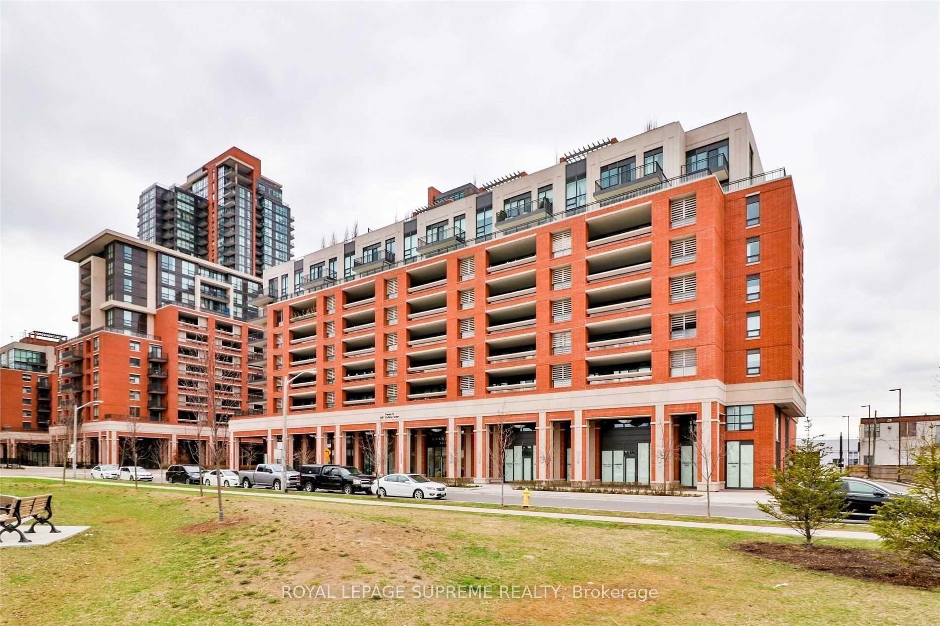 3091 Dufferin Street 214, Toronto, ON M6A 2S7
