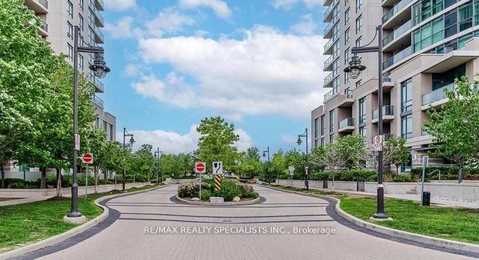 215 Sherway Gardens Road 1205, Toronto, ON M9C 0A4