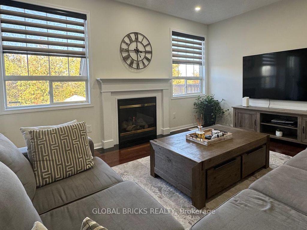 42 Bayhampton Drive, Brampton, ON L6P 2S7