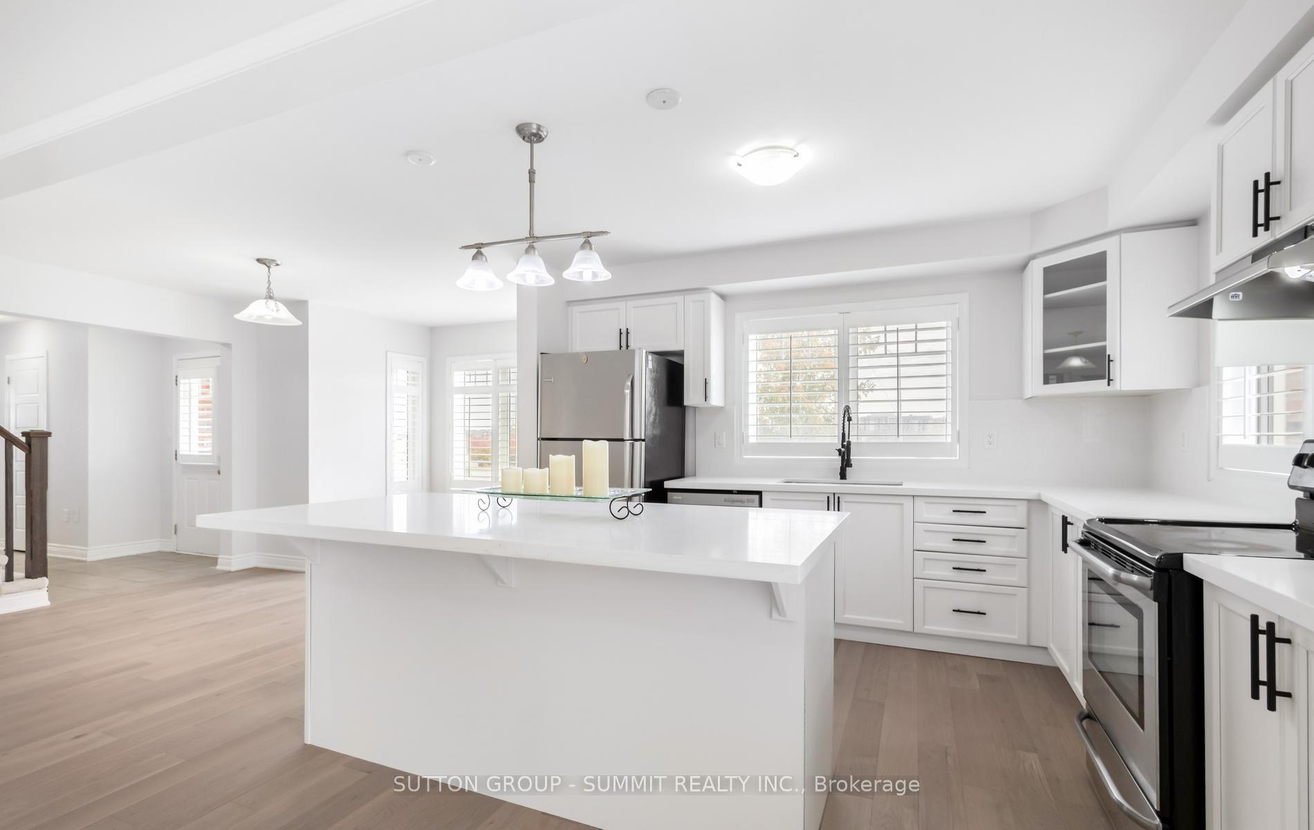 301 Yates Drive, Milton, ON L9T 2W3