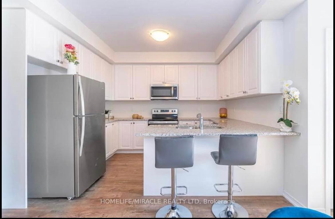 26 Humberwood Boulevard 2, Toronto, ON M9W 6X7