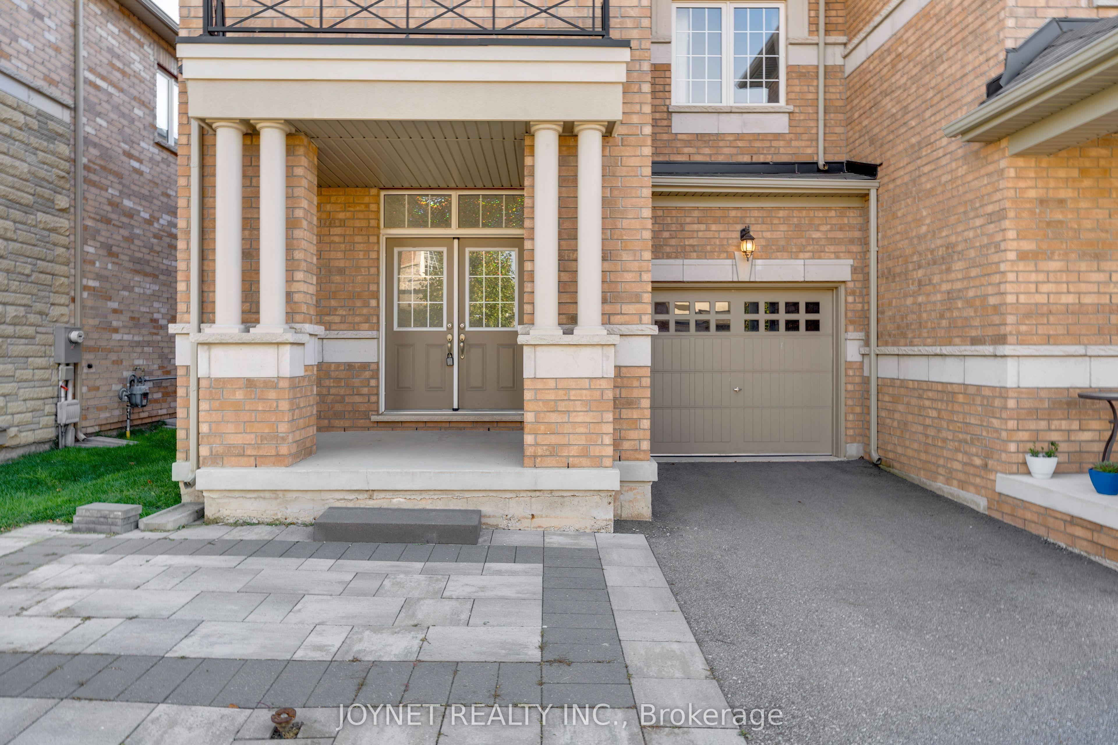 3303 Jacob Way, Oakville, ON L6M 5J9