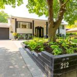 212 Lockhart Drive, St. Catharines, ON L2T 1X1