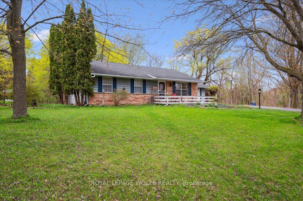 39 Bannockburn Road, Kitchener, ON N2R 1M1