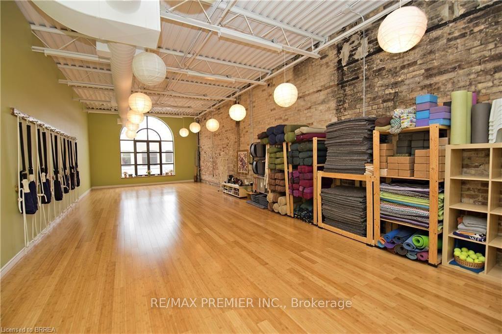 44 Market Street, Brantford, ON N3T 2Z5