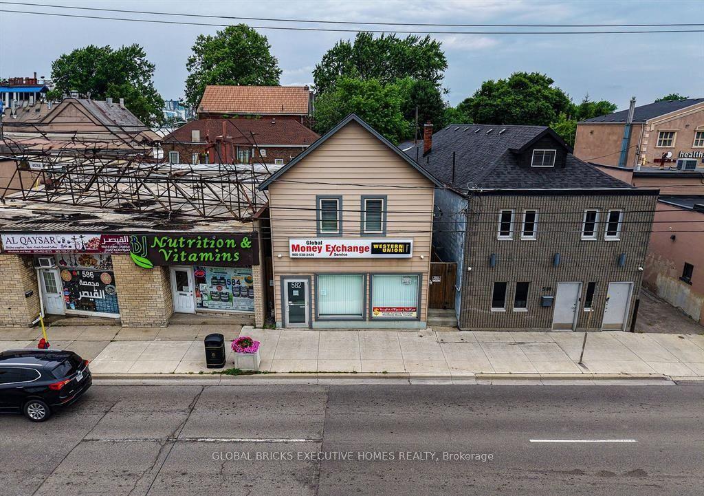 582 Upper James Street, Hamilton, ON L9C 2Y6