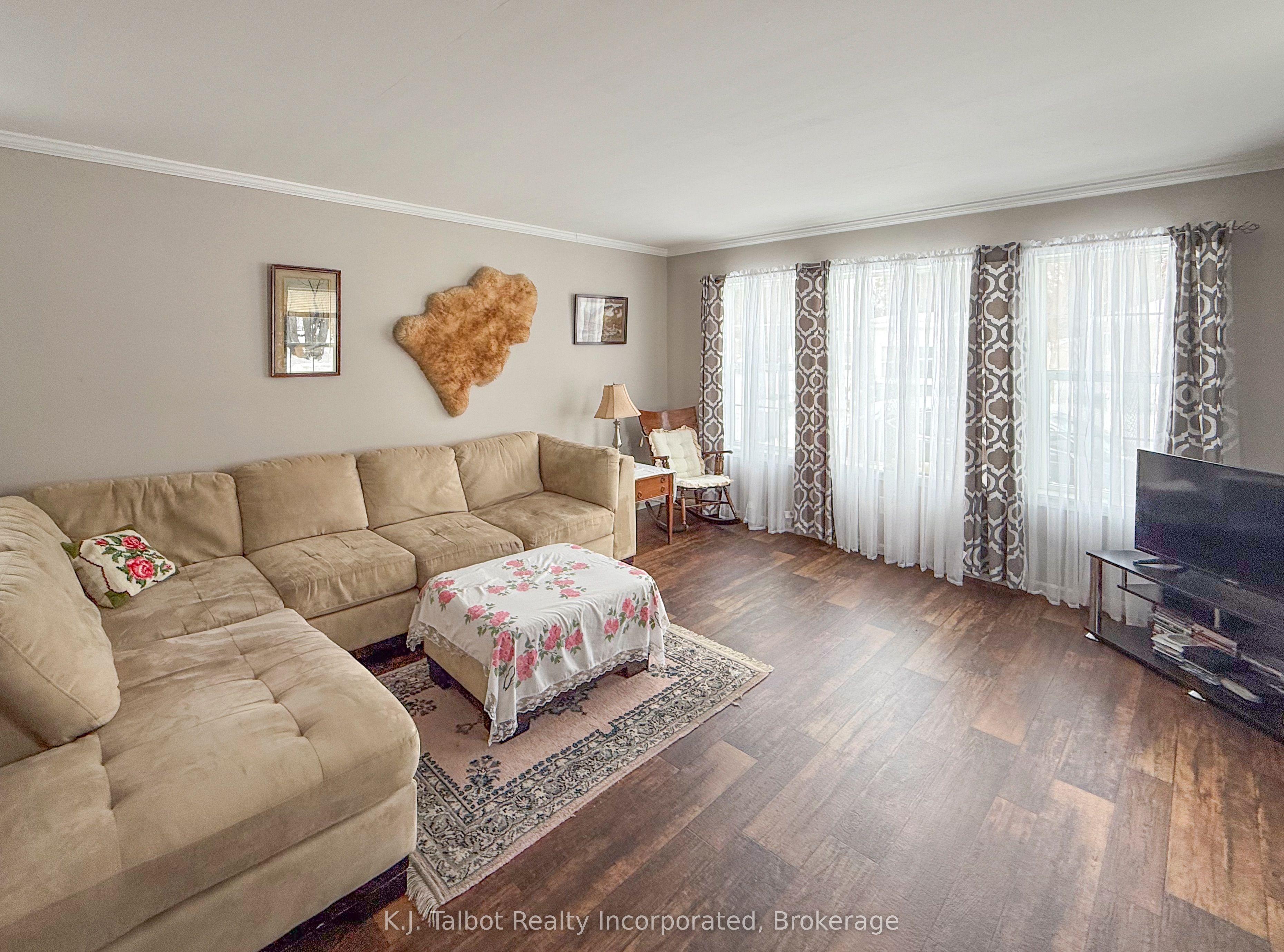 13 Sutton Drive, Ashfield-Colborne-Wawanosh, ON N7A 3Y3