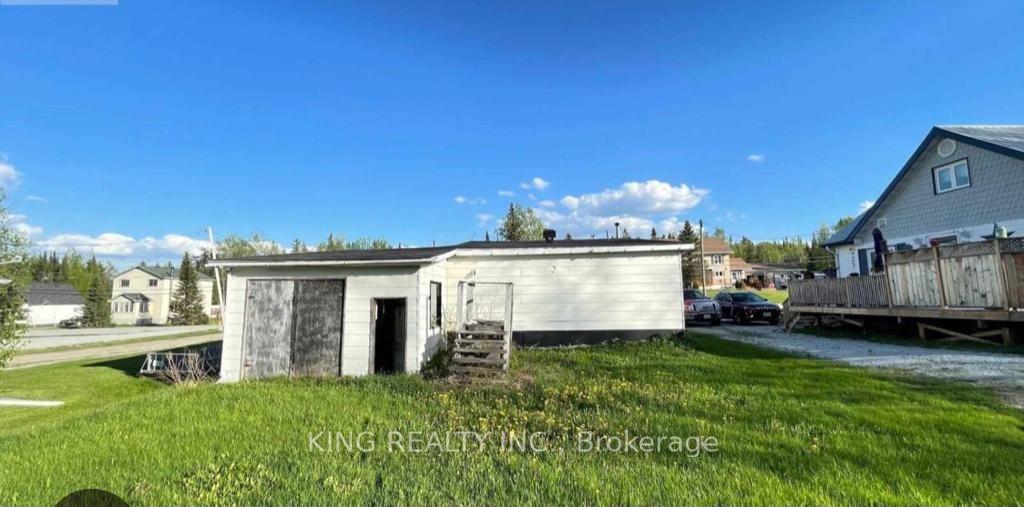 201 Third Avenue, Hornepayne, ON P0M 1Z0