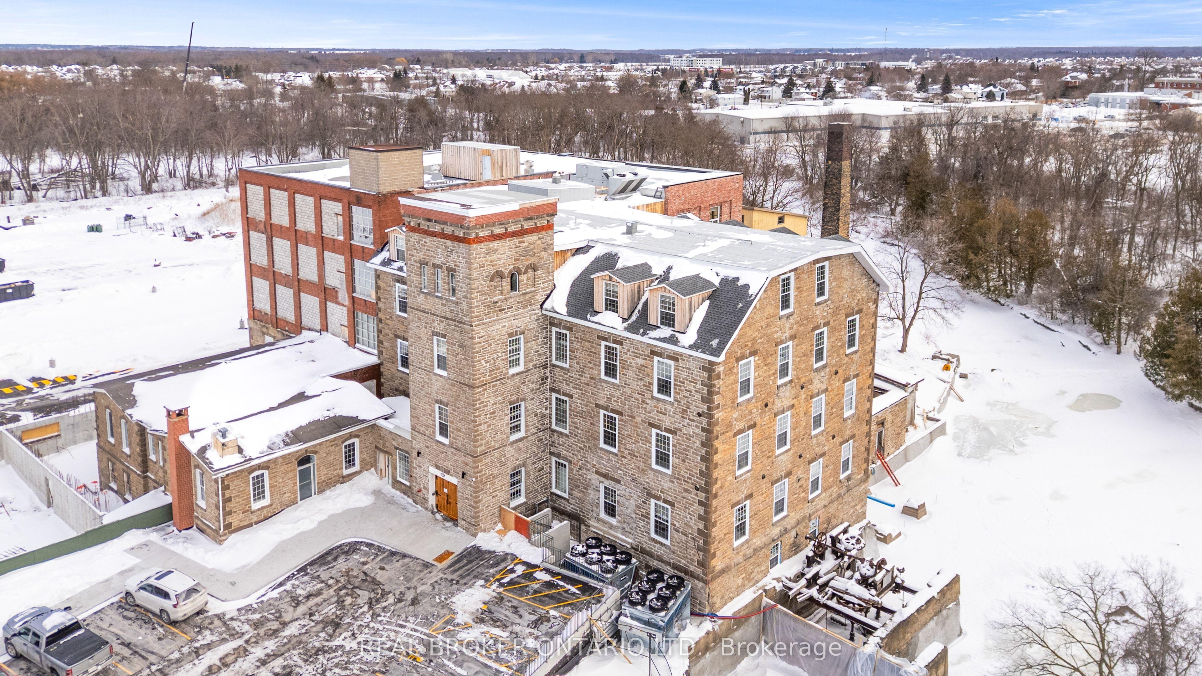 150 Mill Street 008, Carleton Place, ON K7C 1T4