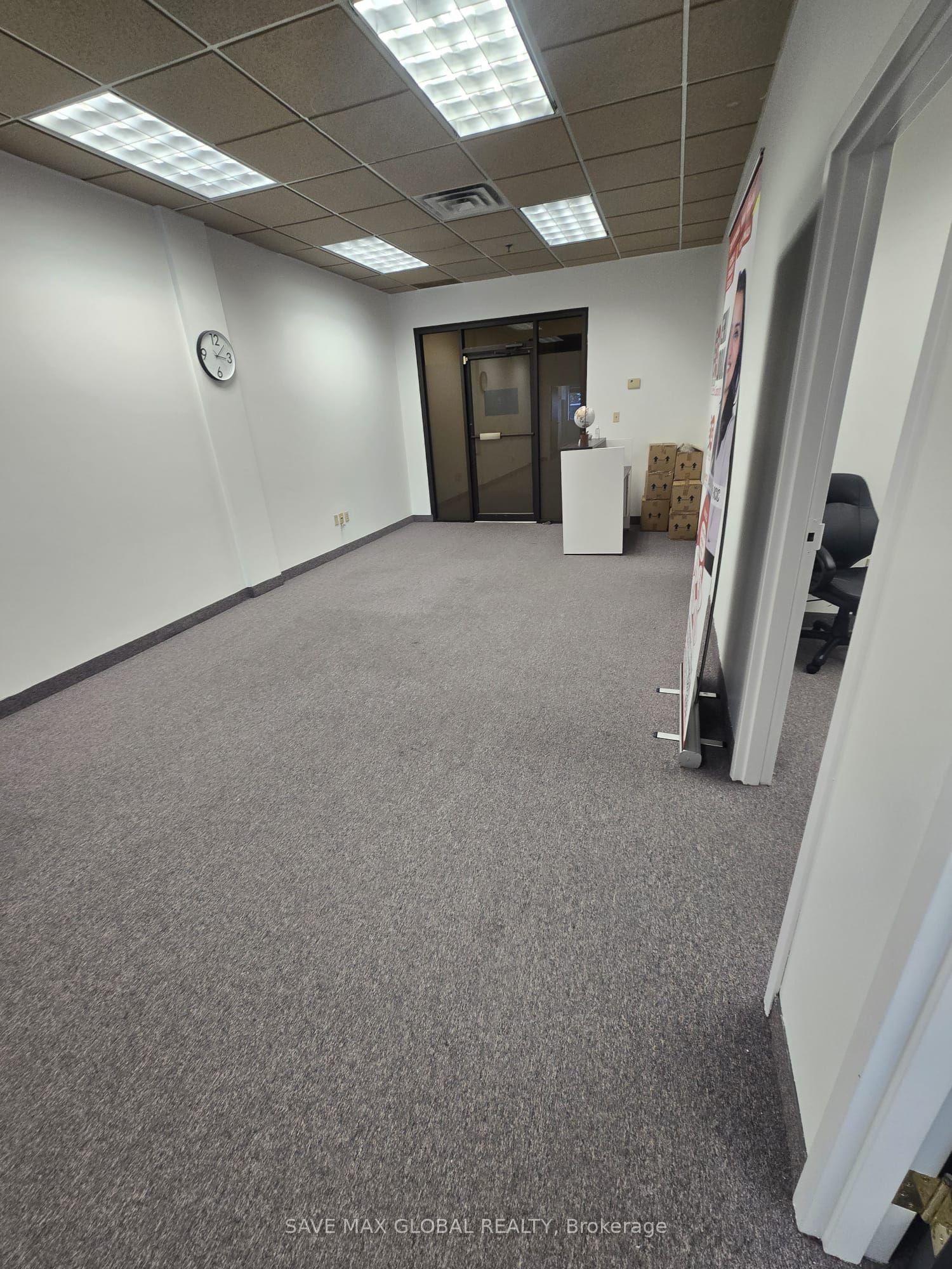 1601 River Road E 302, Kitchener, ON N2A 3Y4