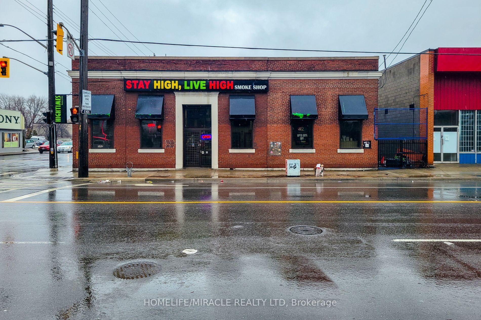 290 Kenilworth Avenue N, Hamilton, ON L8H 4S9