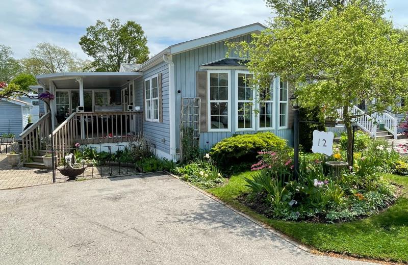 12 IROQUOIS Lane, Ashfield-Colborne-Wawanosh, ON N7A 3Y2