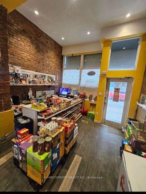 172 King Street W, Hamilton, ON L8P 1A9