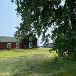 1677 County 8 Road, Prince Edward County, ON K0K 2T0