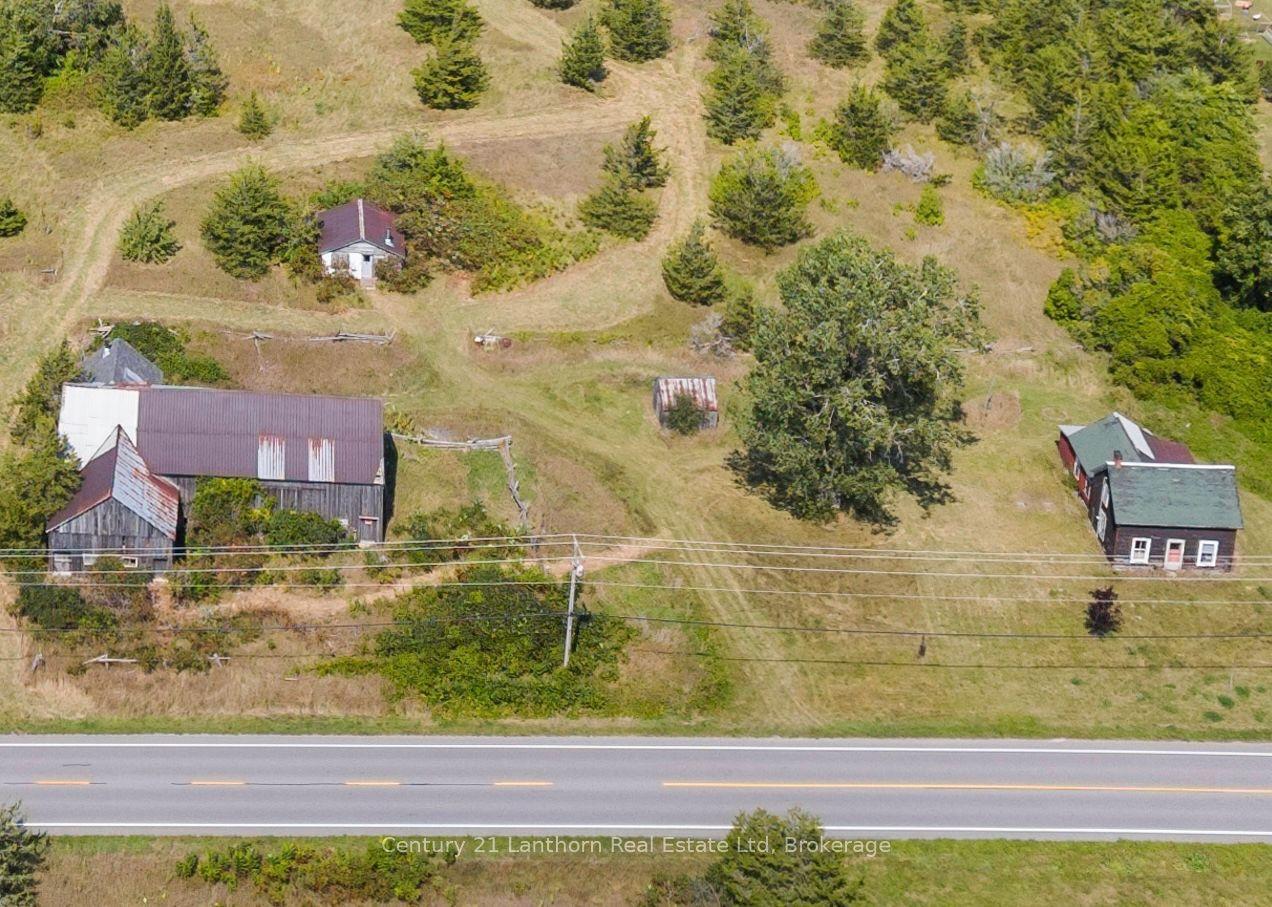 1677 County 8 Road, Prince Edward County, ON K0K 2T0
