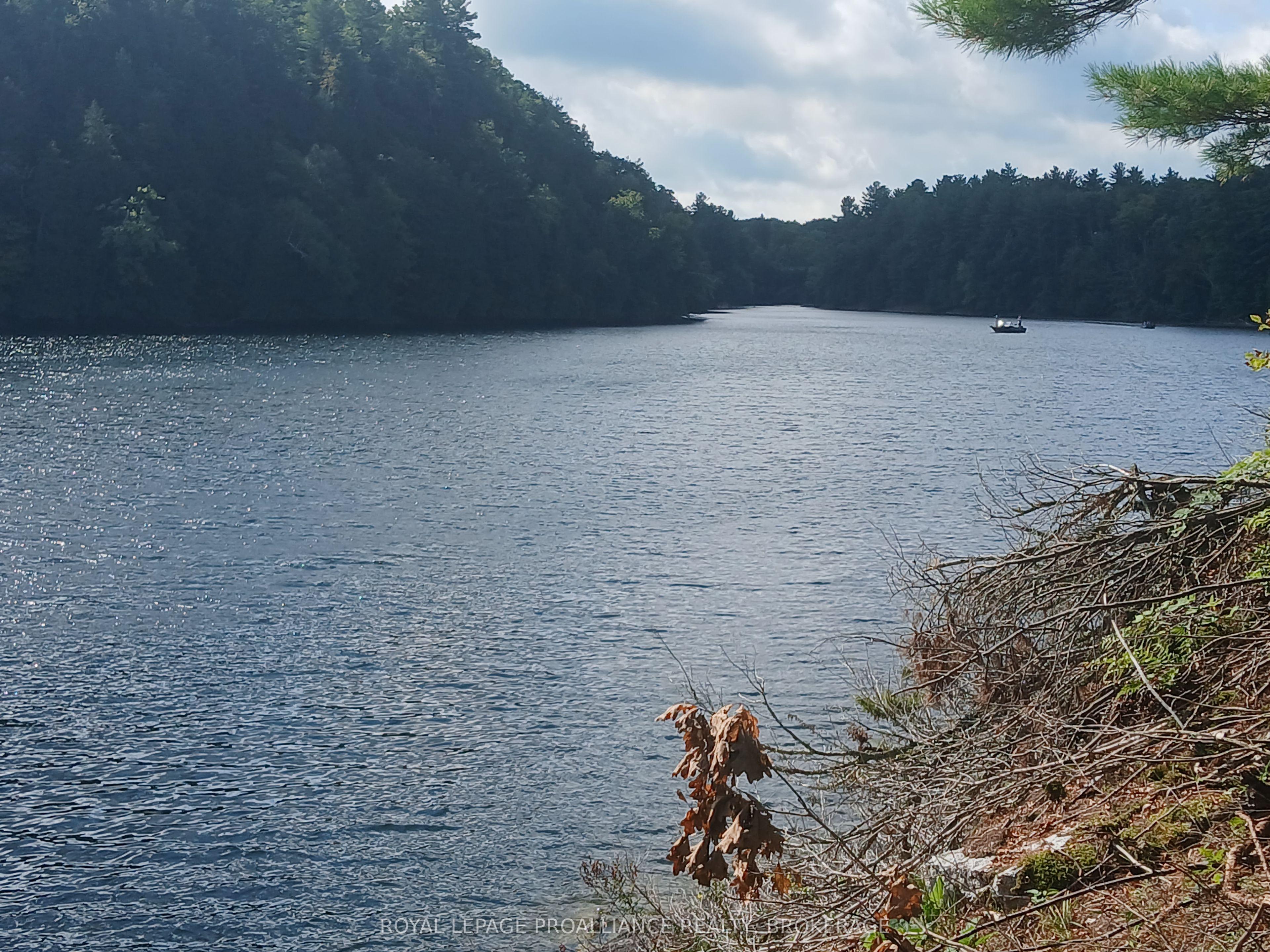 1030 Lodge Lane, Leeds and the Thousand Islands, ON K0H 1E0