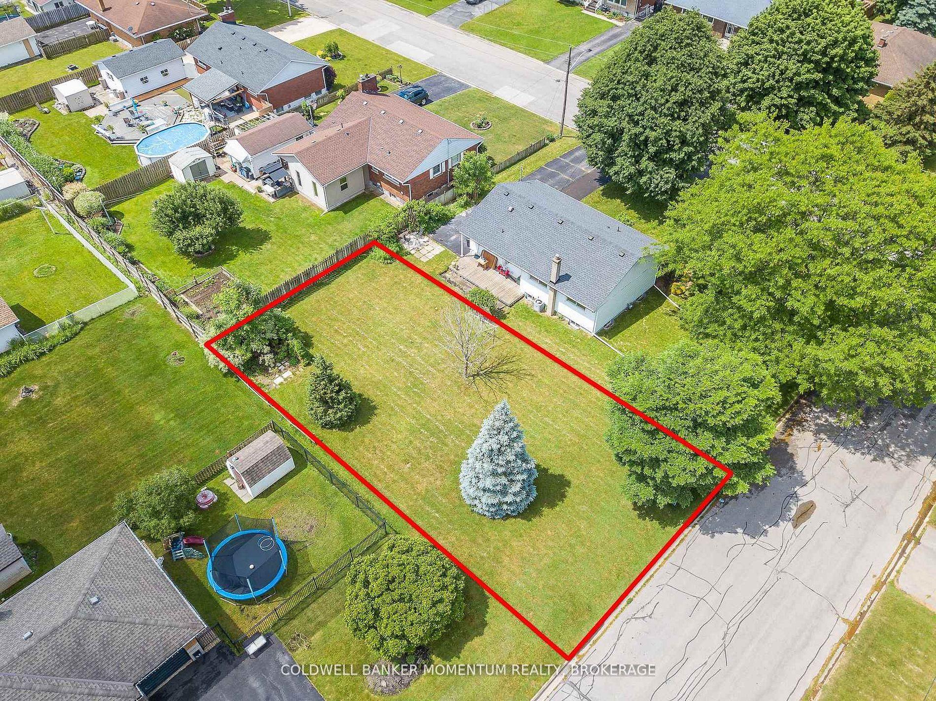 23 & 29 Dexter Drive, Welland, ON L3C 2Y8