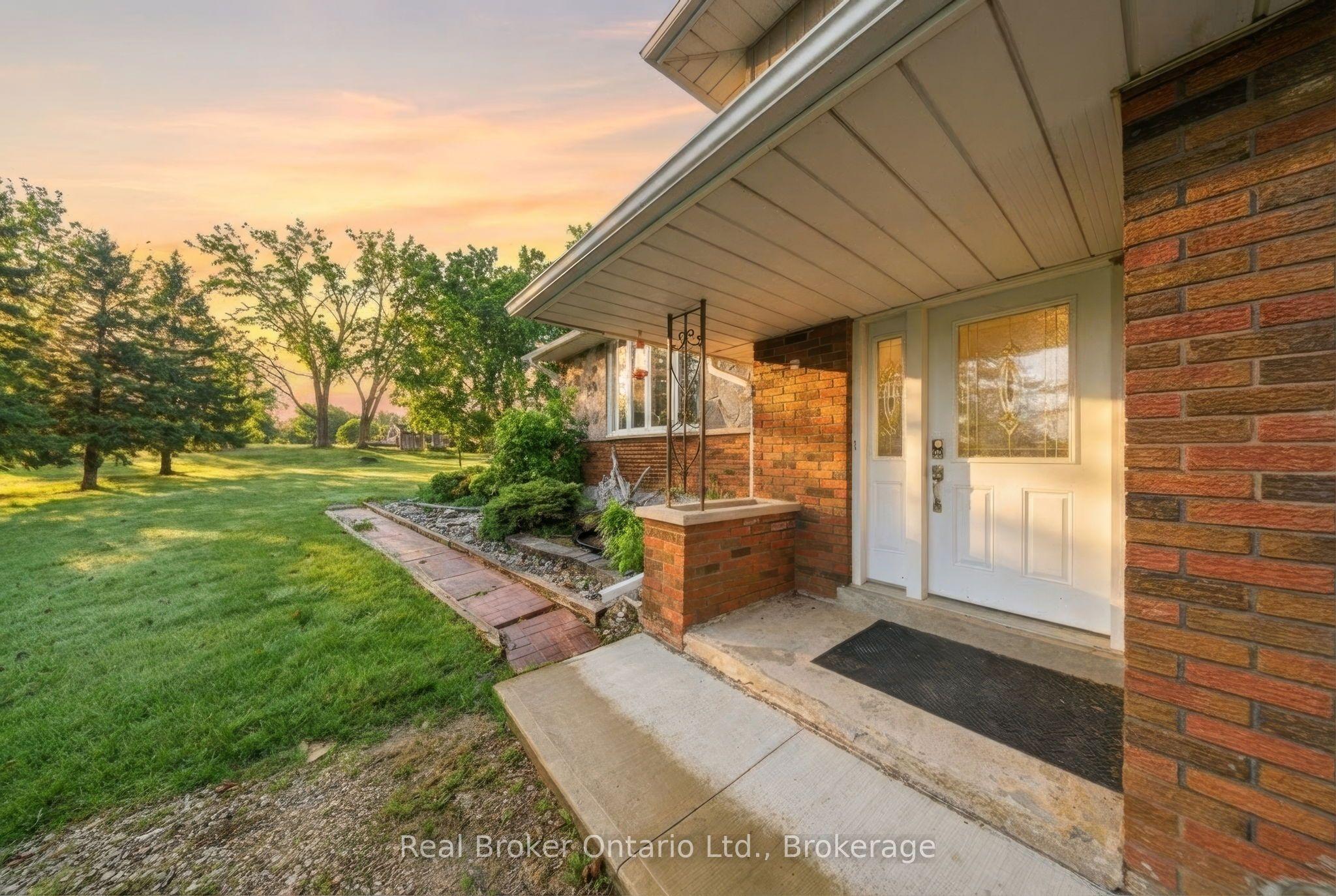 11 Burtch Road, Brant, ON N0E 1K0
