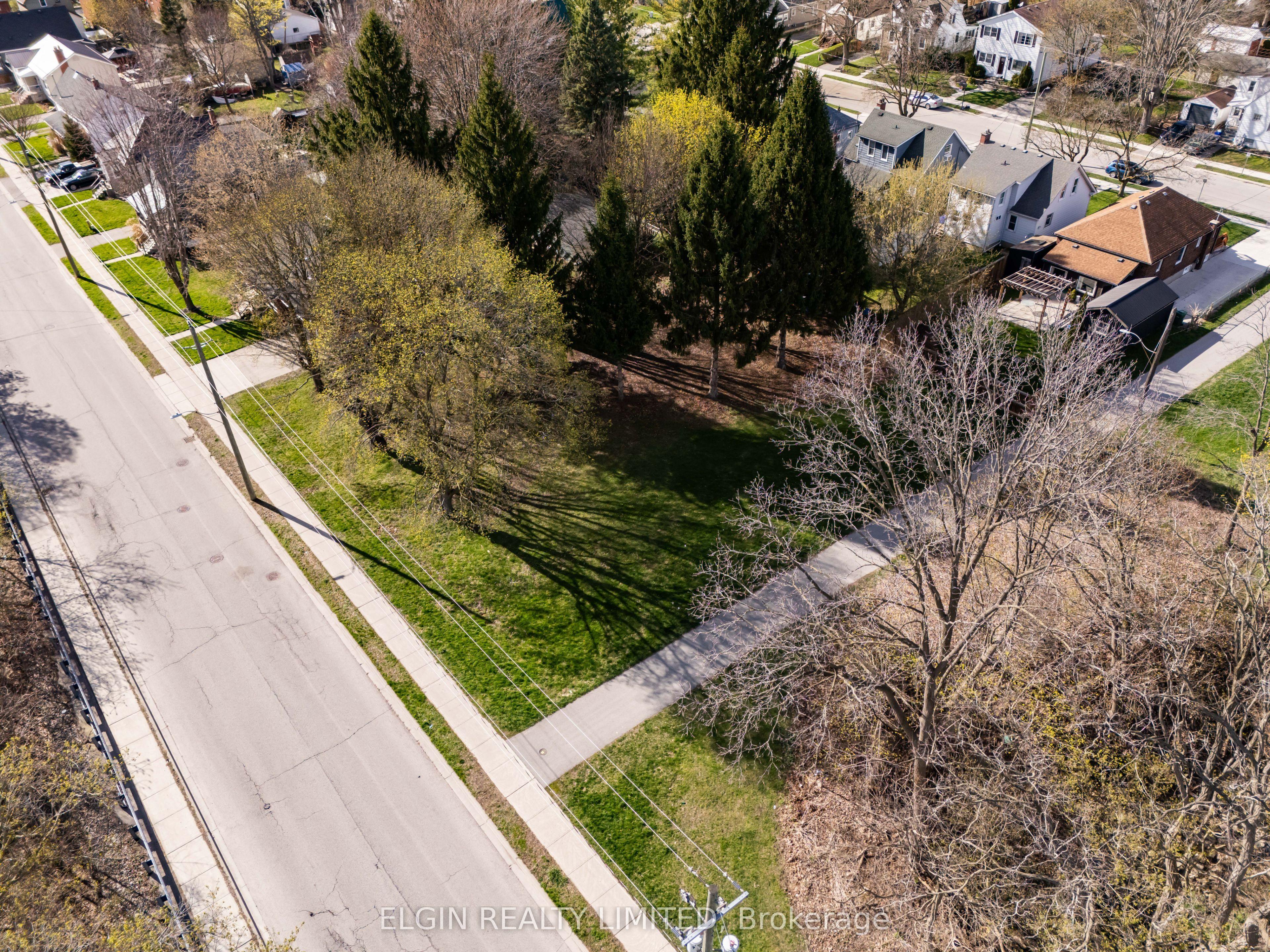 94 Chestnut Street, St. Thomas, ON N5R 2A9