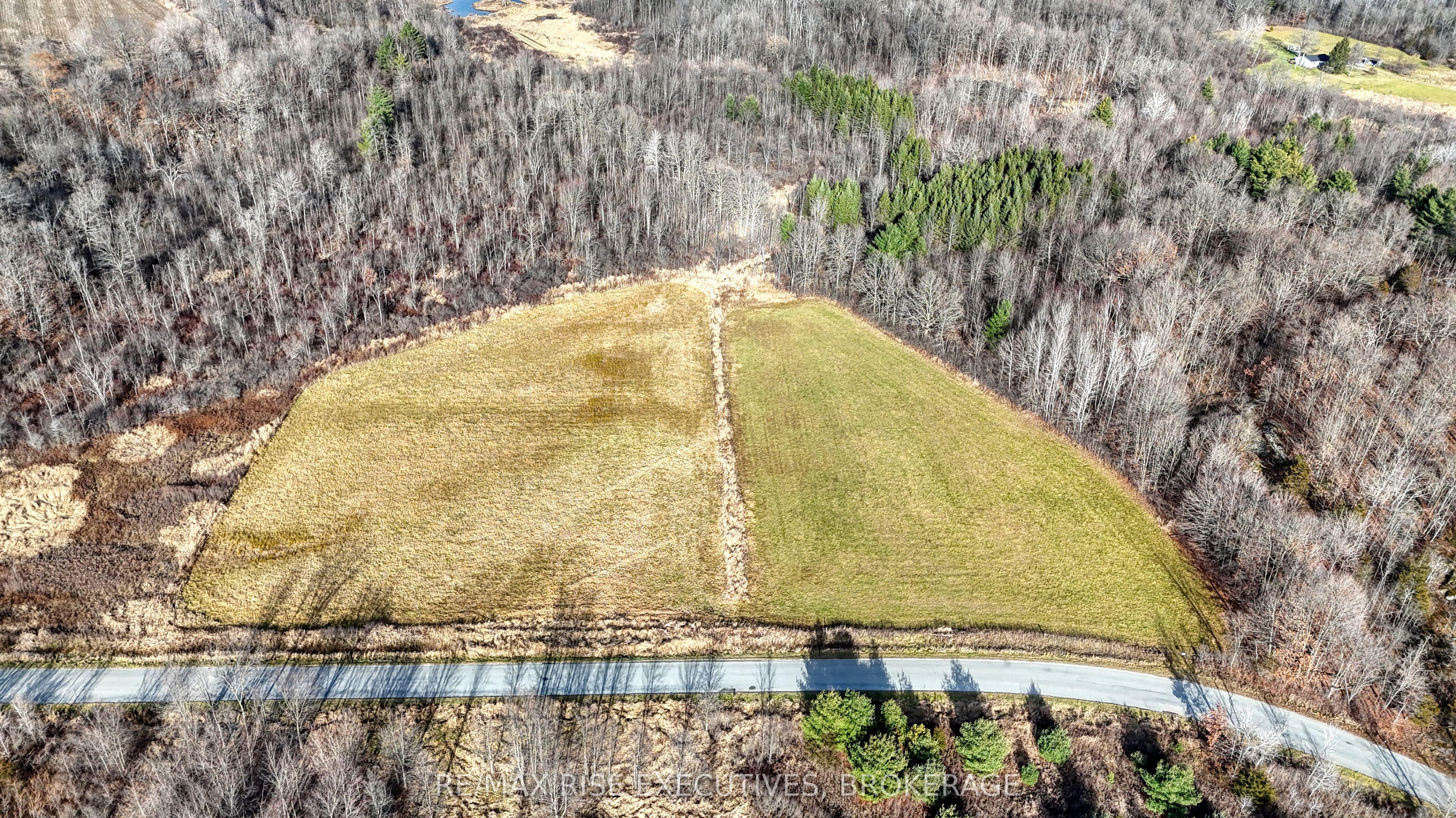 260 Briar Hill Road, Leeds and the Thousand Islands, ON K0E 1N0