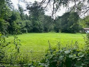 1161 Edgewood Road, Hamilton, ON L8B 1A1