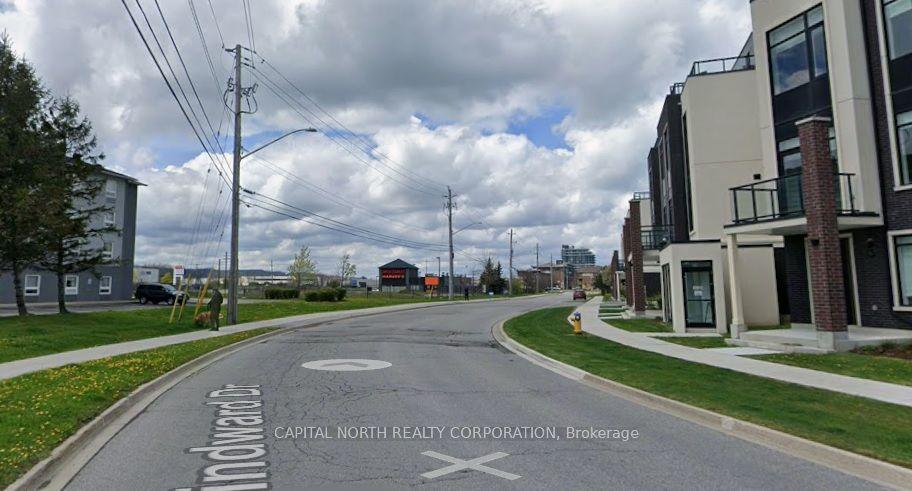 9 Windward Drive, Grimsby, ON L3M 4E8