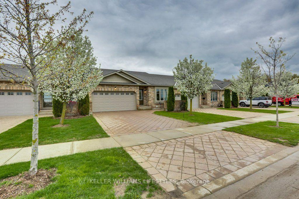 2090 Denview Avenue, London North, ON N6G 0J5