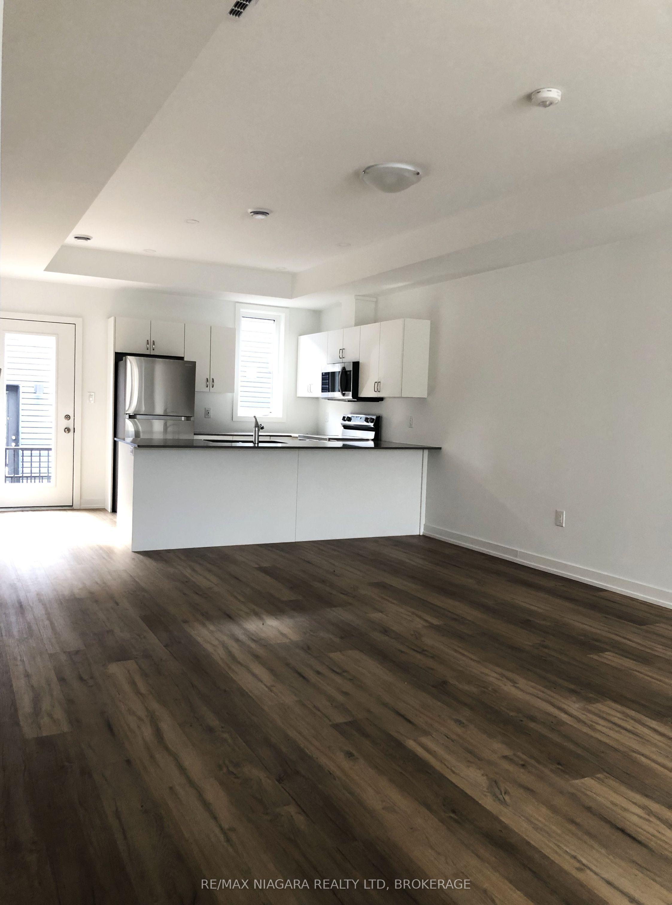 781 Clare Avenue 122, Welland, ON L3C 0K1