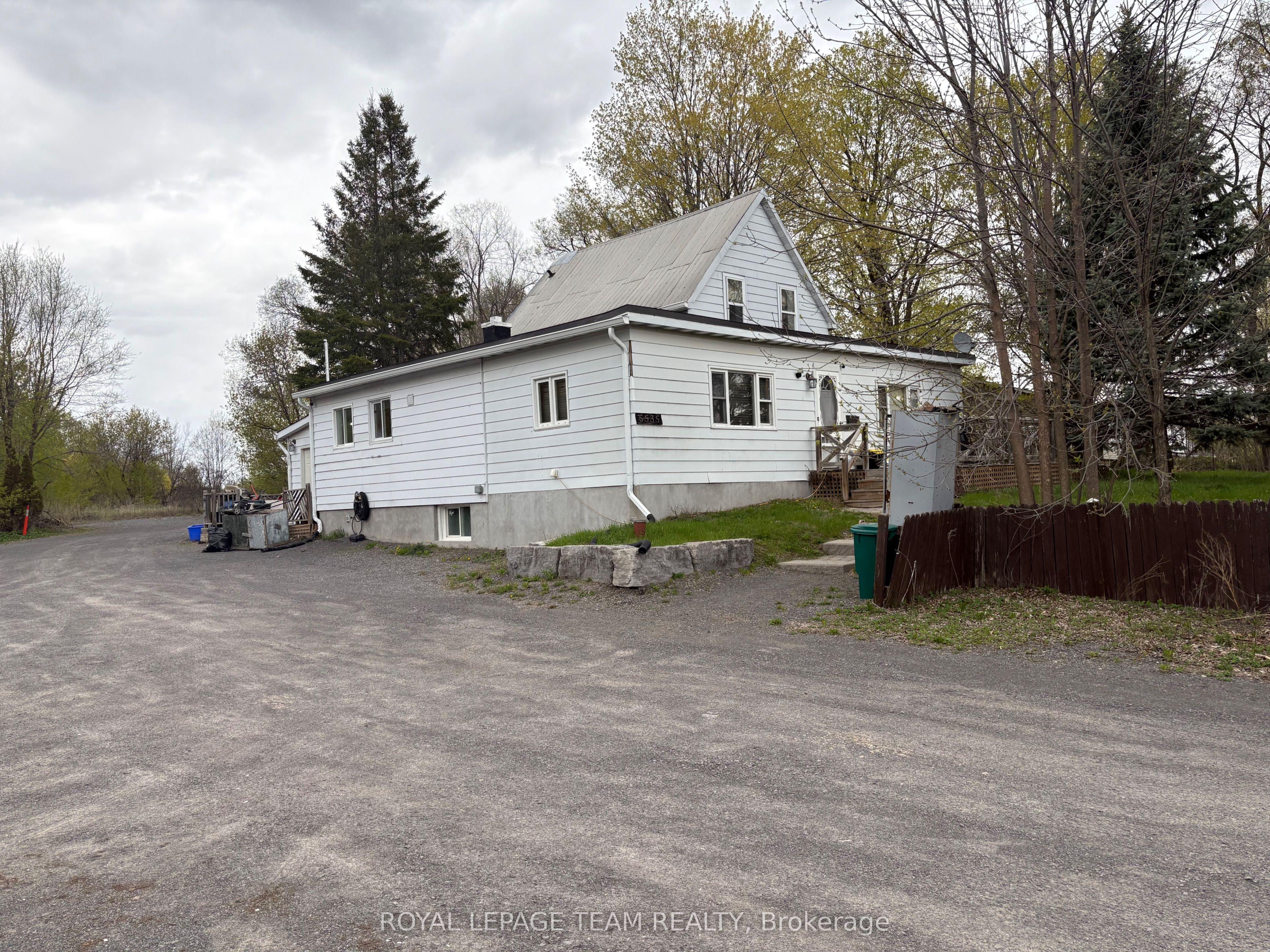 5535 Mitch Owens Road N, Blossom Park - Airport and Area, ON K1X 1C2