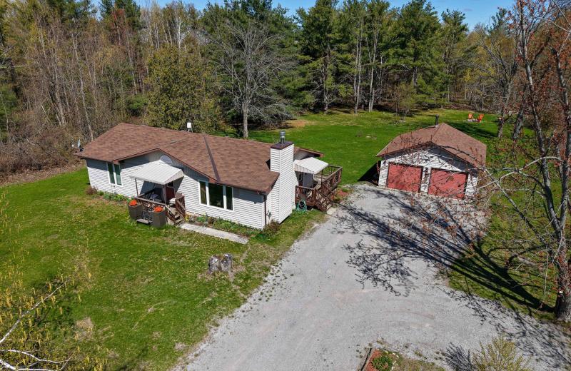 2348 18th Line, Selwyn, ON K0L 2H0