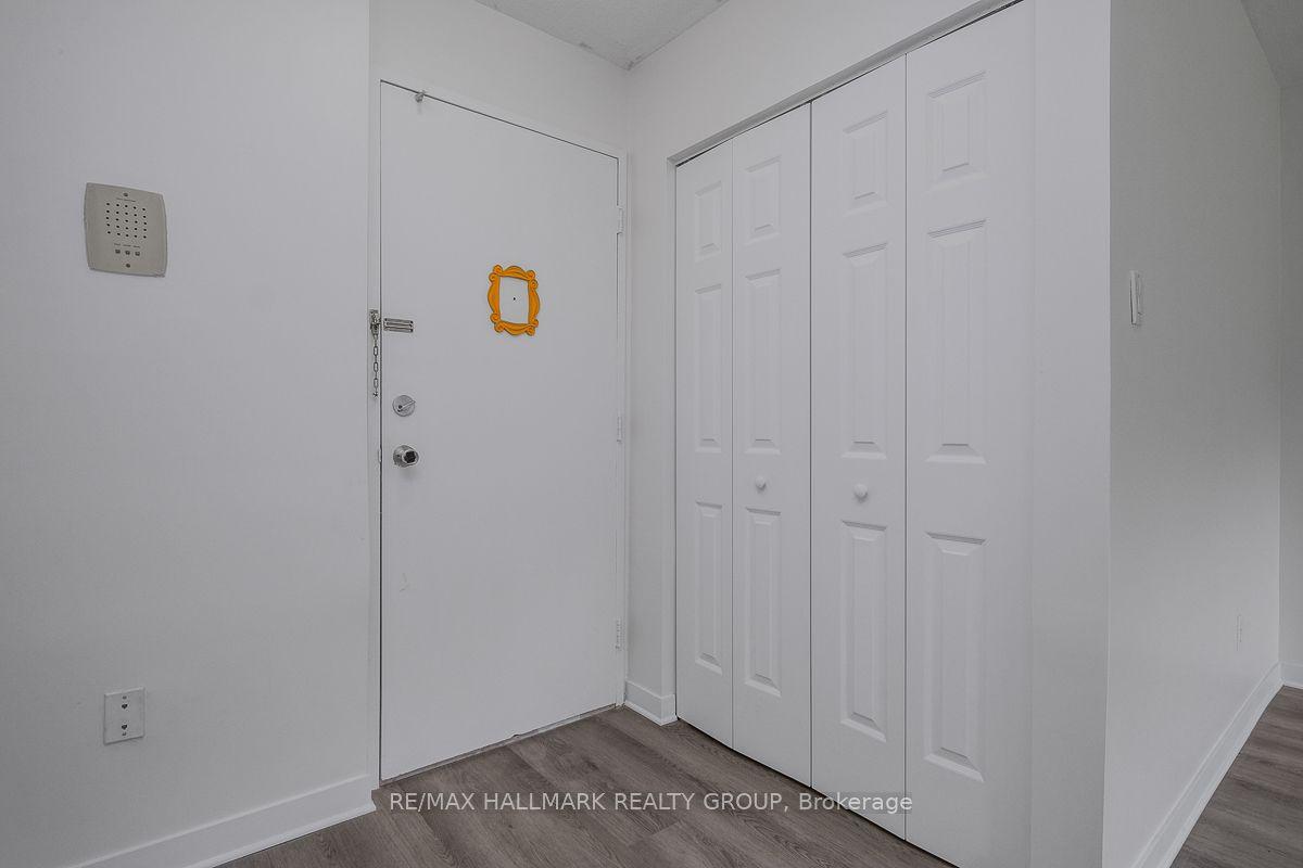 2041 Arrowsmith Drive 105A, Beacon Hill North - South and Area, ON K1J 7V7