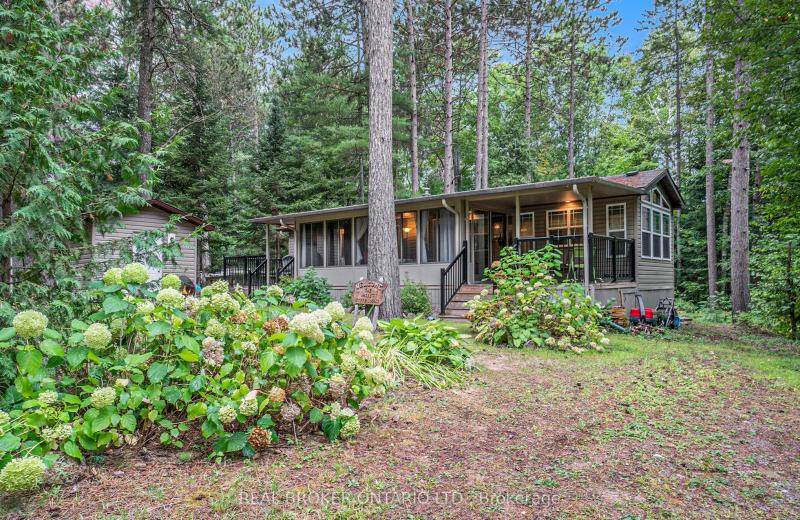 240 Pinewood Park Road H10, Whitewater Region, ON K0J 1Y0