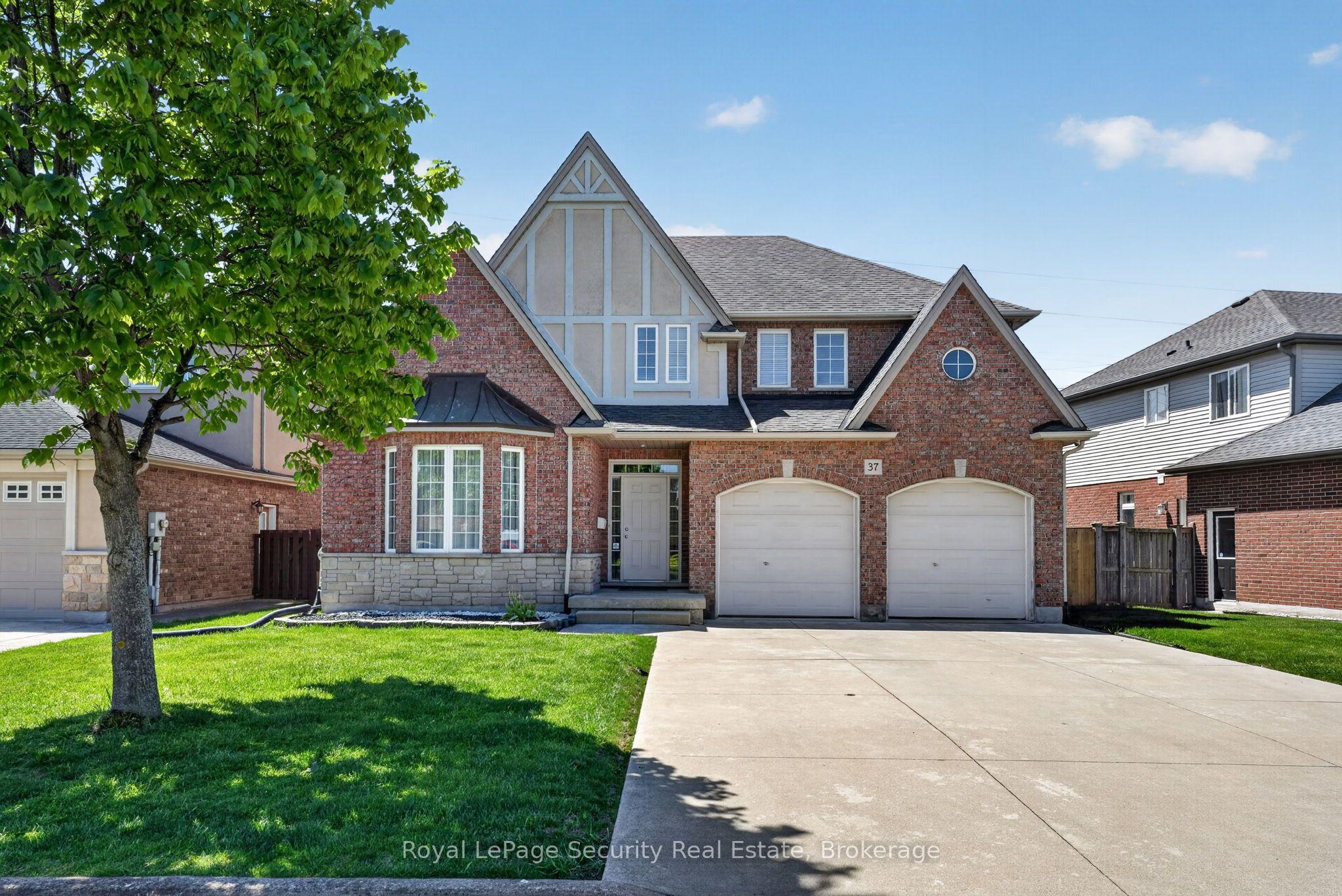37 Fredonia Crescent, St. Catharines, ON L2S 4C3