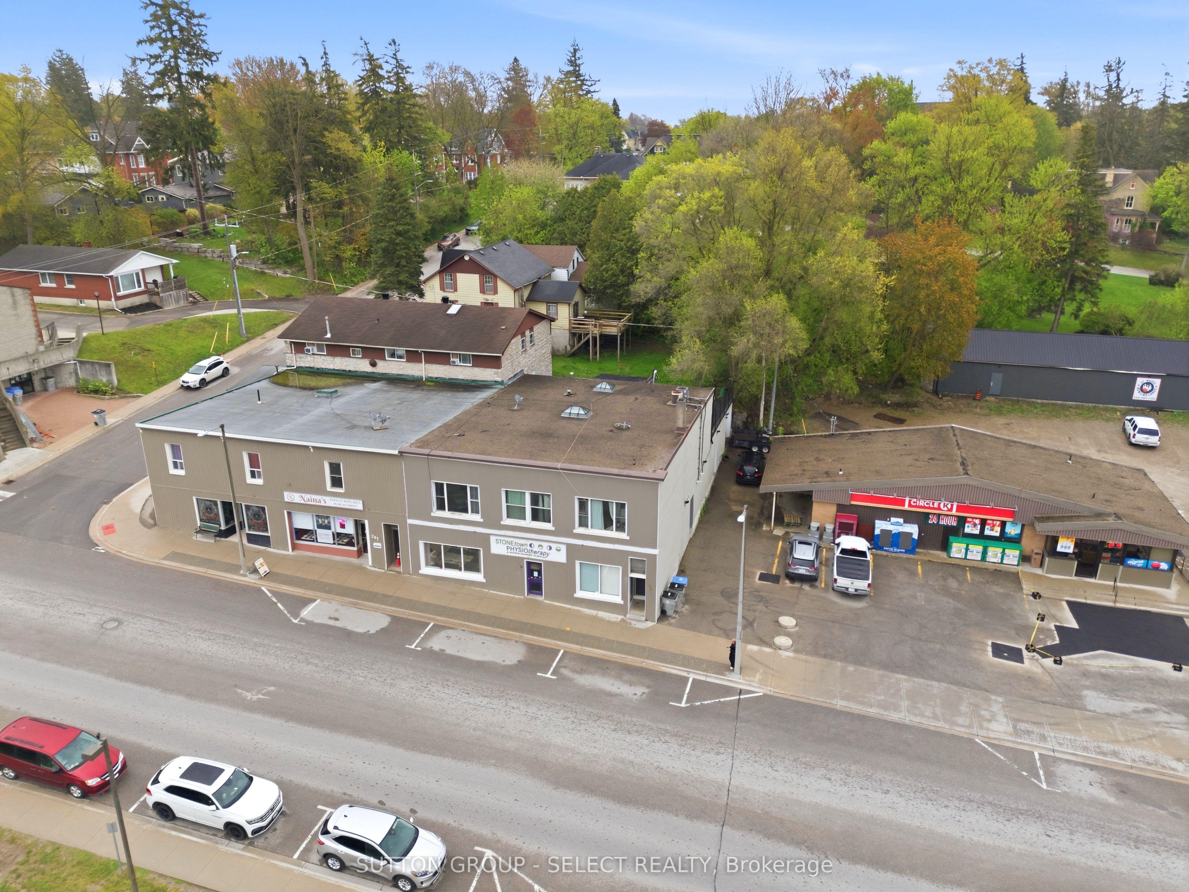 196-198 Queen Street E, St. Marys, ON N4X 1B1
