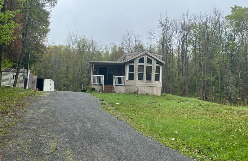 1594 North Steenburg Lake Road, Wollaston, ON K0L 1P0