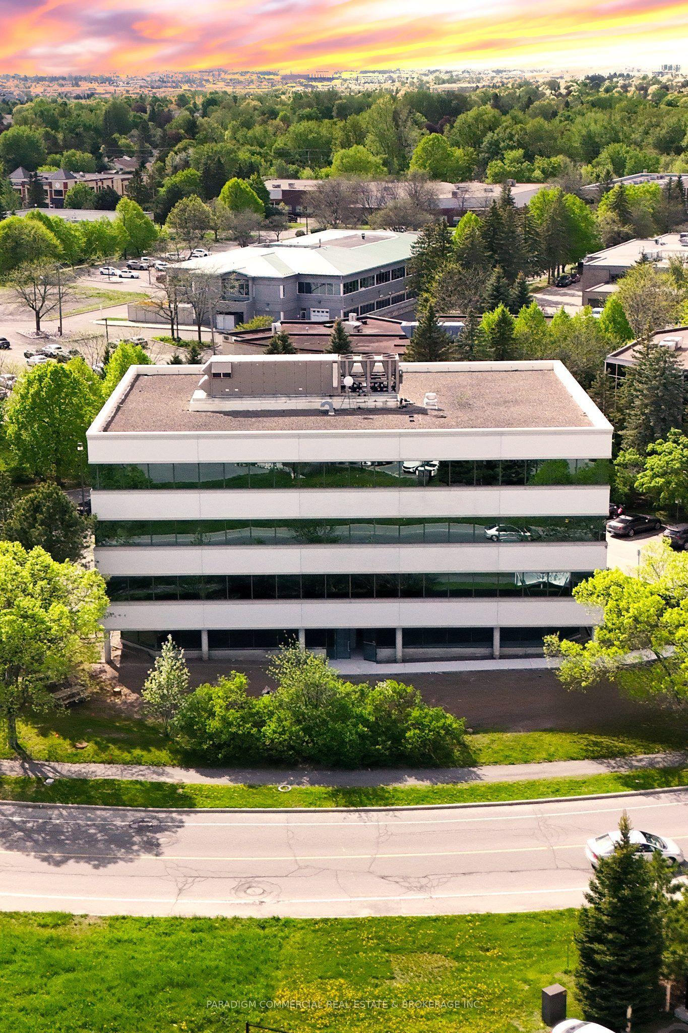 135 Michael Cowpland Drive 300, 301, 310, 320, Kanata, ON K2M 2E9