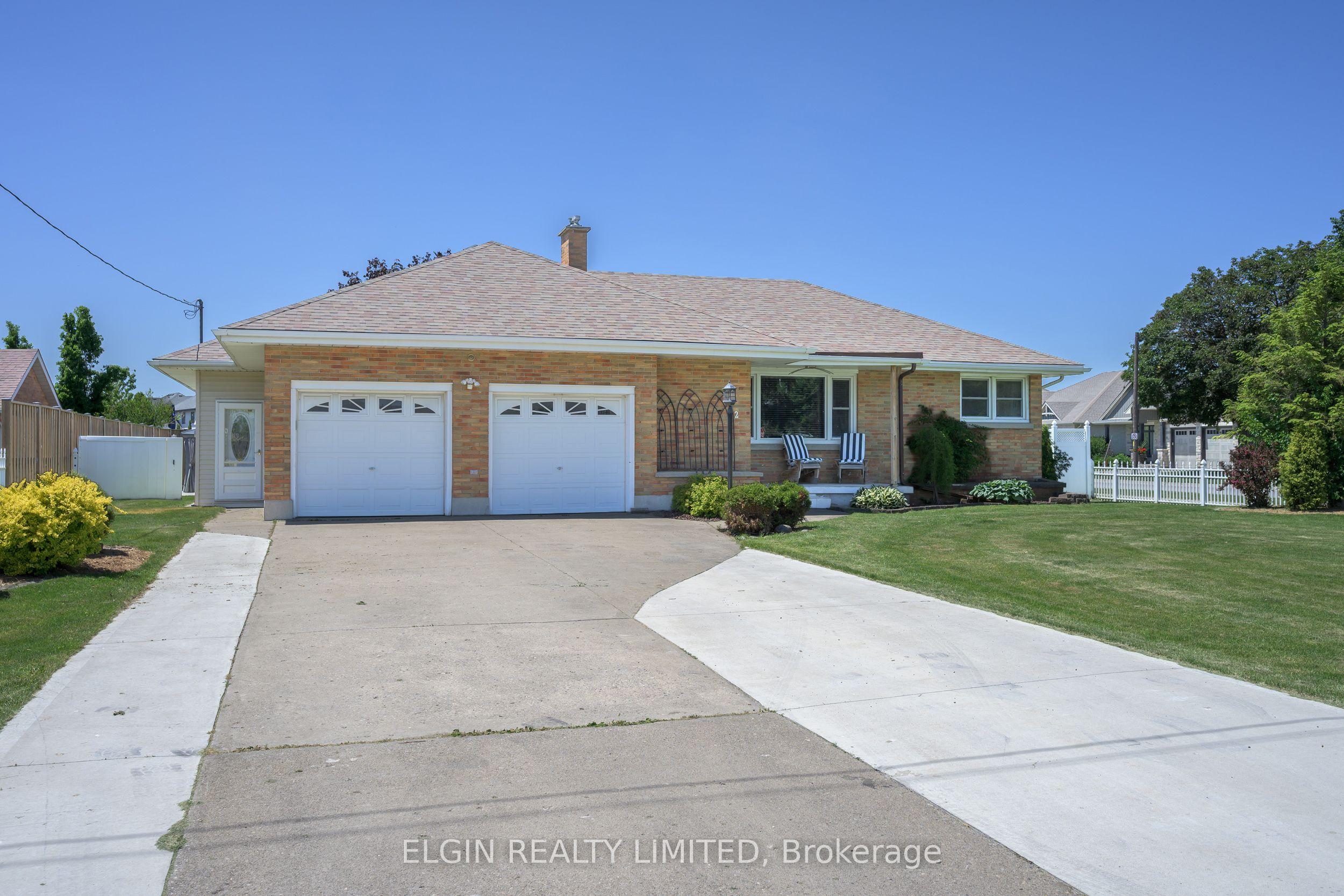 2 Lyndale Avenue, Central Elgin, ON N5R 1C4
