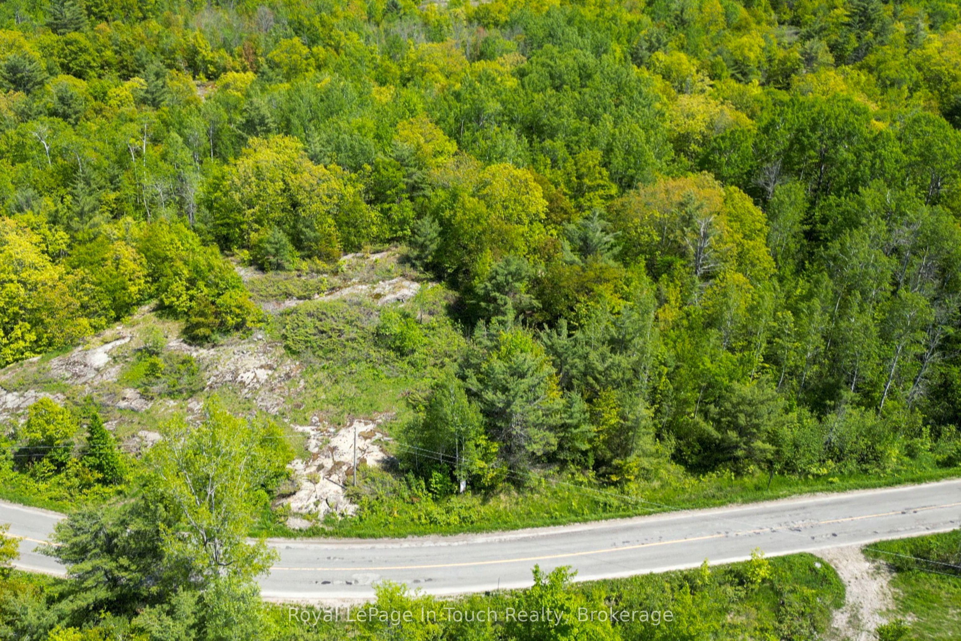 408 South Bay Road, Georgian Bay, ON L0K 1S0